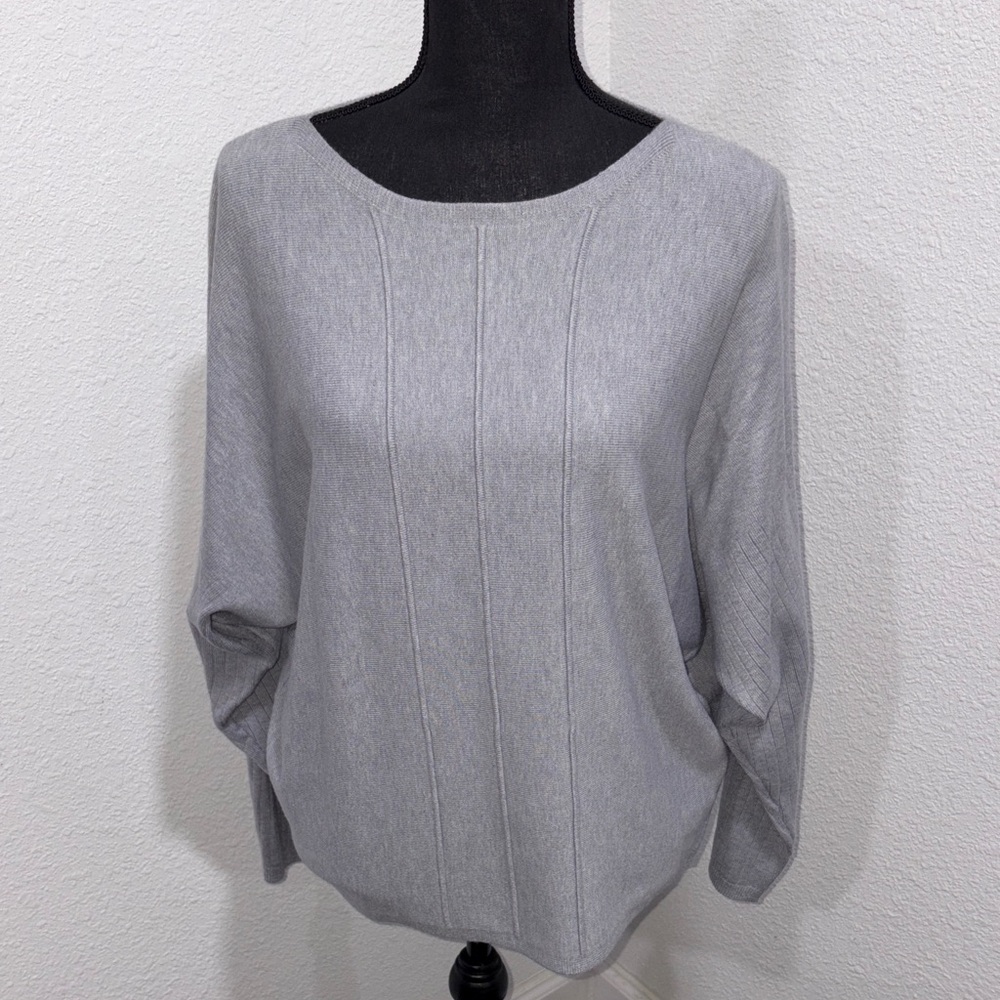 Women's Gray Sweater